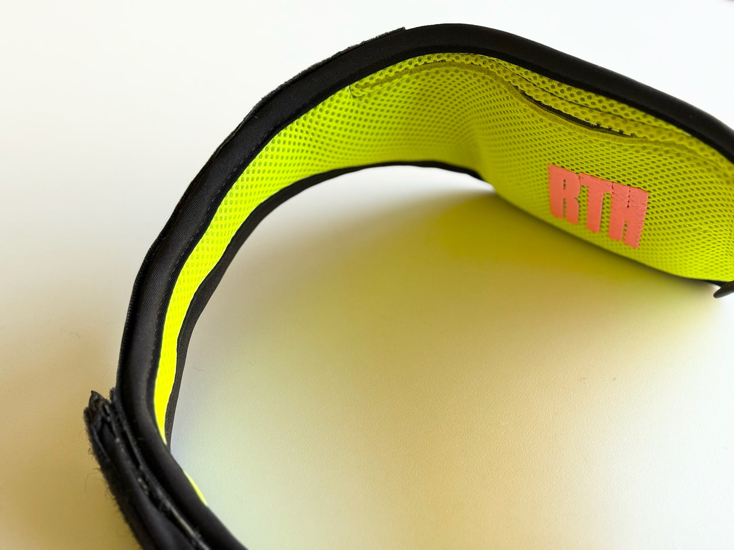 The Hyper White Elite Pro R.T.H. Running Belt